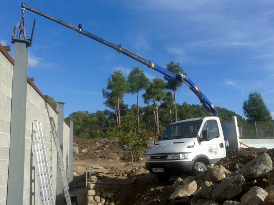 Muntatge de pilars per a estructura